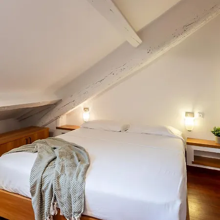 Апартаменты Stayeasy Moscova - 2 Level Brera Garibaldi Милан